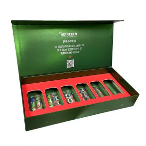 rigid box heineken 1